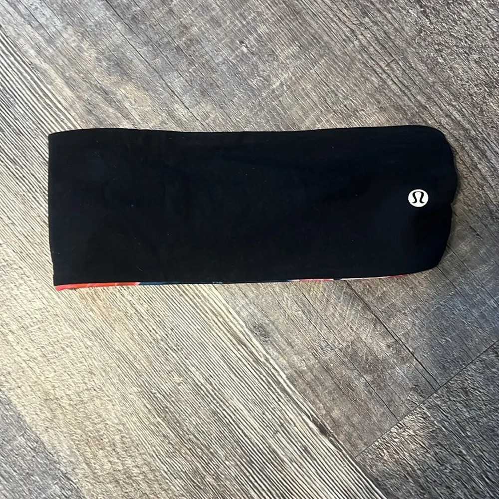 Lululemon reversible headband - Picture 3 of 6